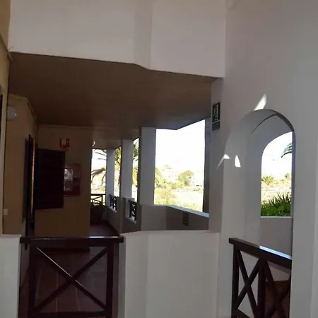 251 Con Vistas Al Mar Y A La Piscina Daire